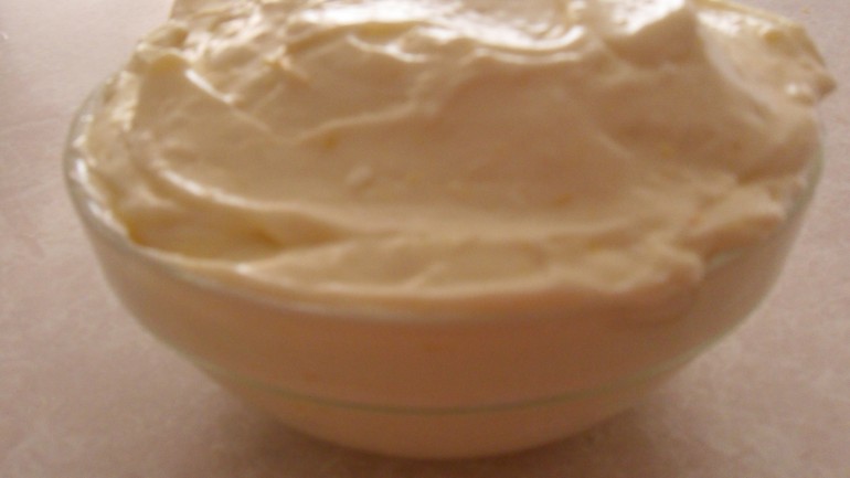 Betún de queso crema y naranja